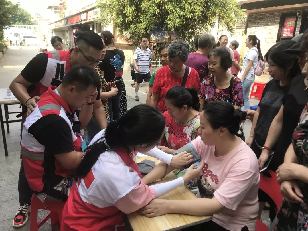 尉氏县大桥乡：应急救护知识与技能培训进社区 提高群众自救互救能力