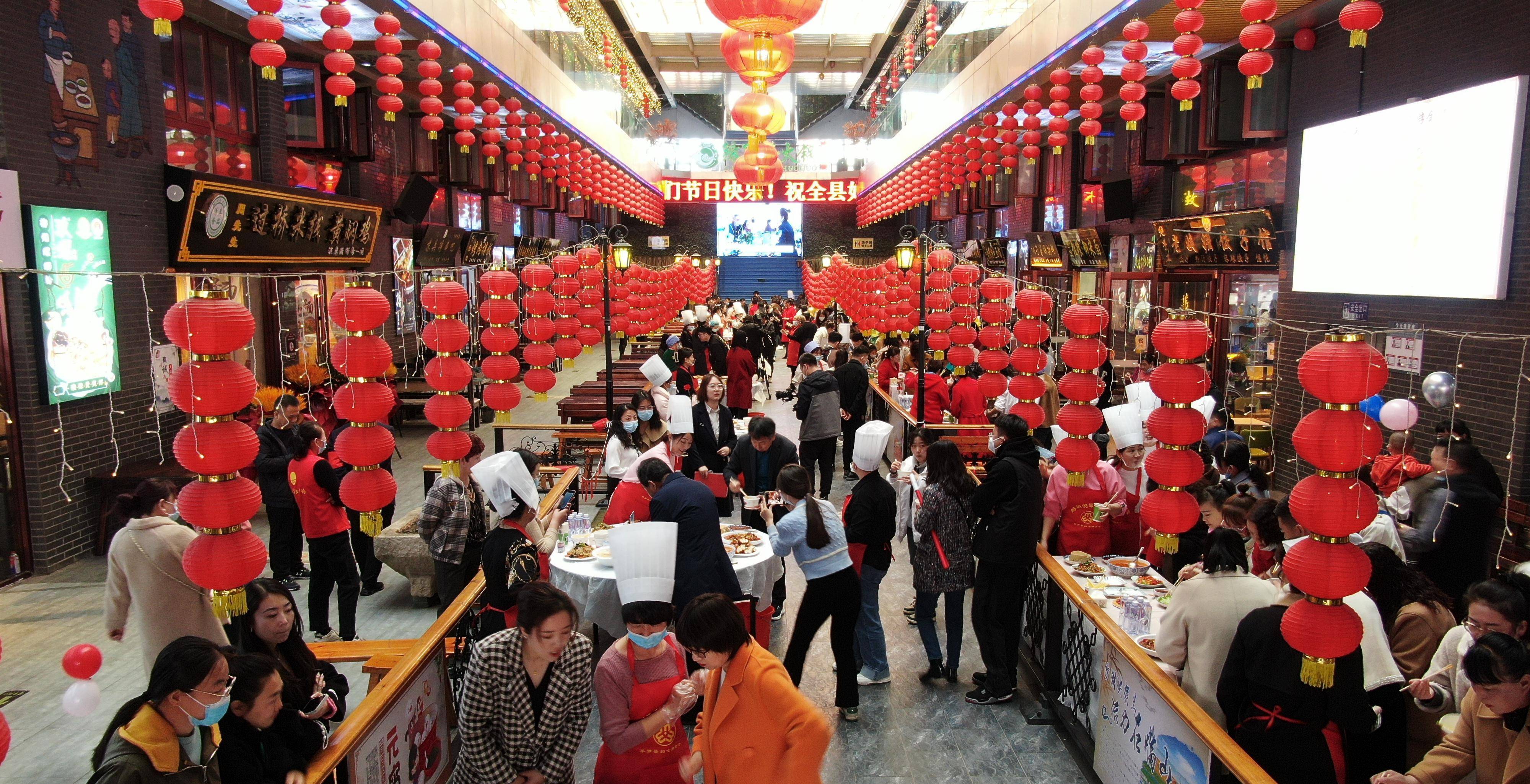 老年助餐，推得开还要办得好